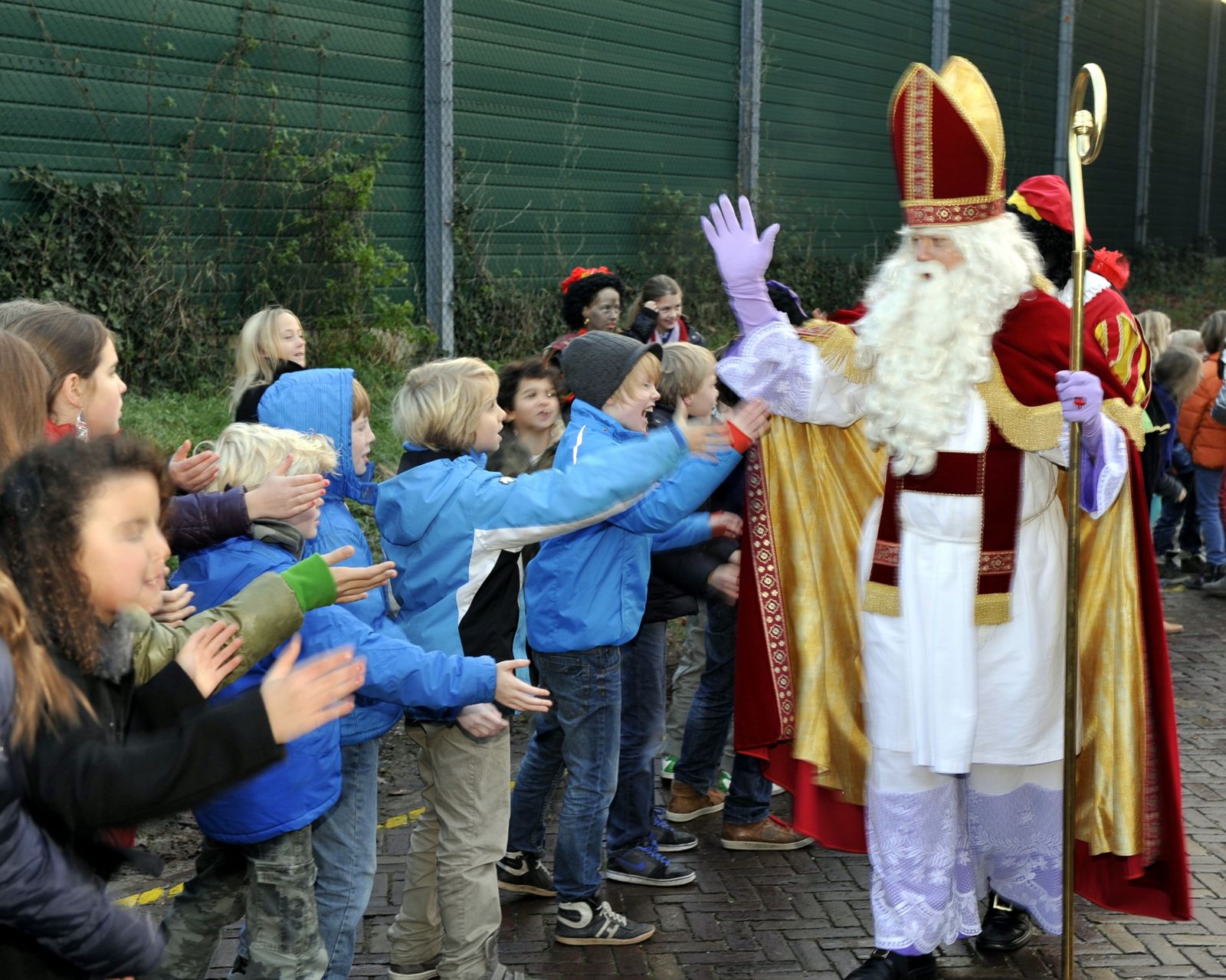 Sinterklaas op - Katholieke Montessorischool Bussum